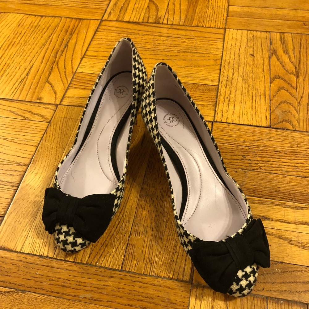 SOLD Johnston and Murphy shoes